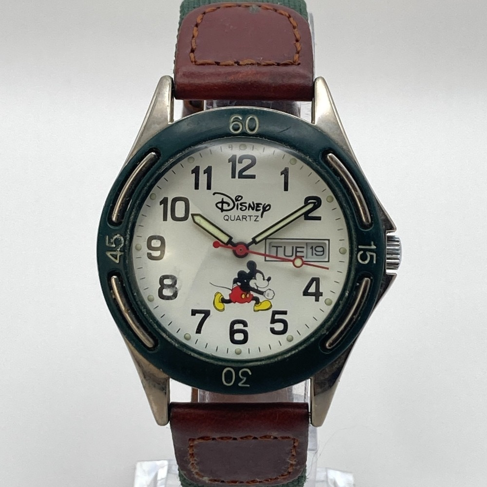 Disney Time Works Men's Mickey Mouse Watch 38mm Day Date Nylon New Battery 8.5"